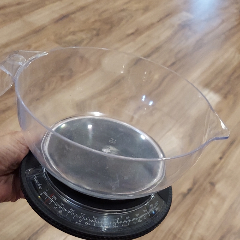 Clear Mixing Bowl with Black Base Progressive Kitchen Scale 5 lbs Adjustable